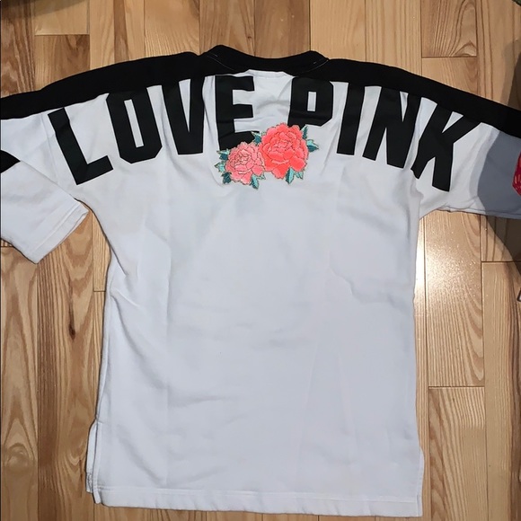 PINK Victoria's Secret Tops - VICTORIA’S SECRET PINK SWEATSHIRT